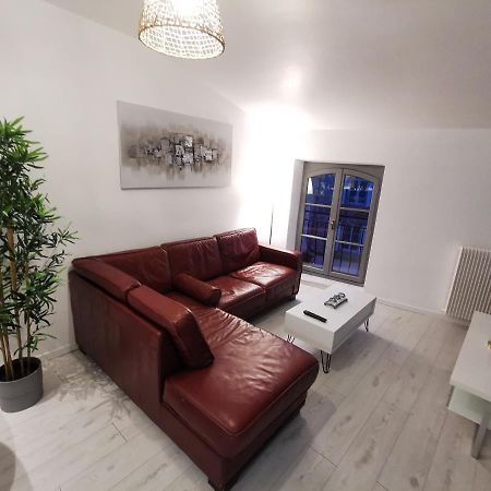 Appartement Cosy Entierement Equipe ヴィルヌーヴ・シュル・ロット エクステリア 写真