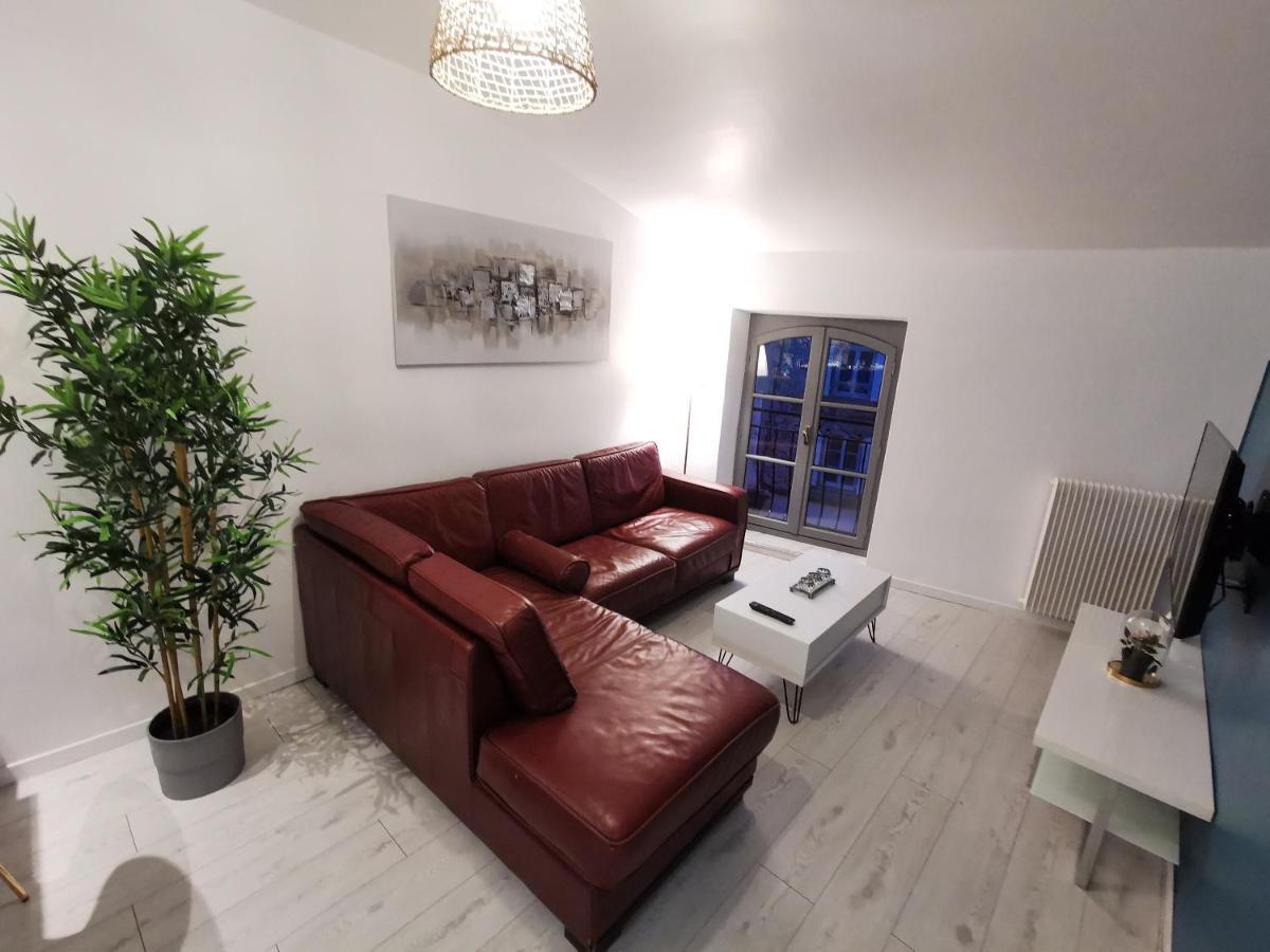 Appartement Cosy Entierement Equipe ヴィルヌーヴ・シュル・ロット エクステリア 写真